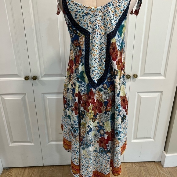 Seven Islands Rayon 1/4 Circle Multi Pattern Summer Dress With Shoulder Ties - Picture 6 of 12